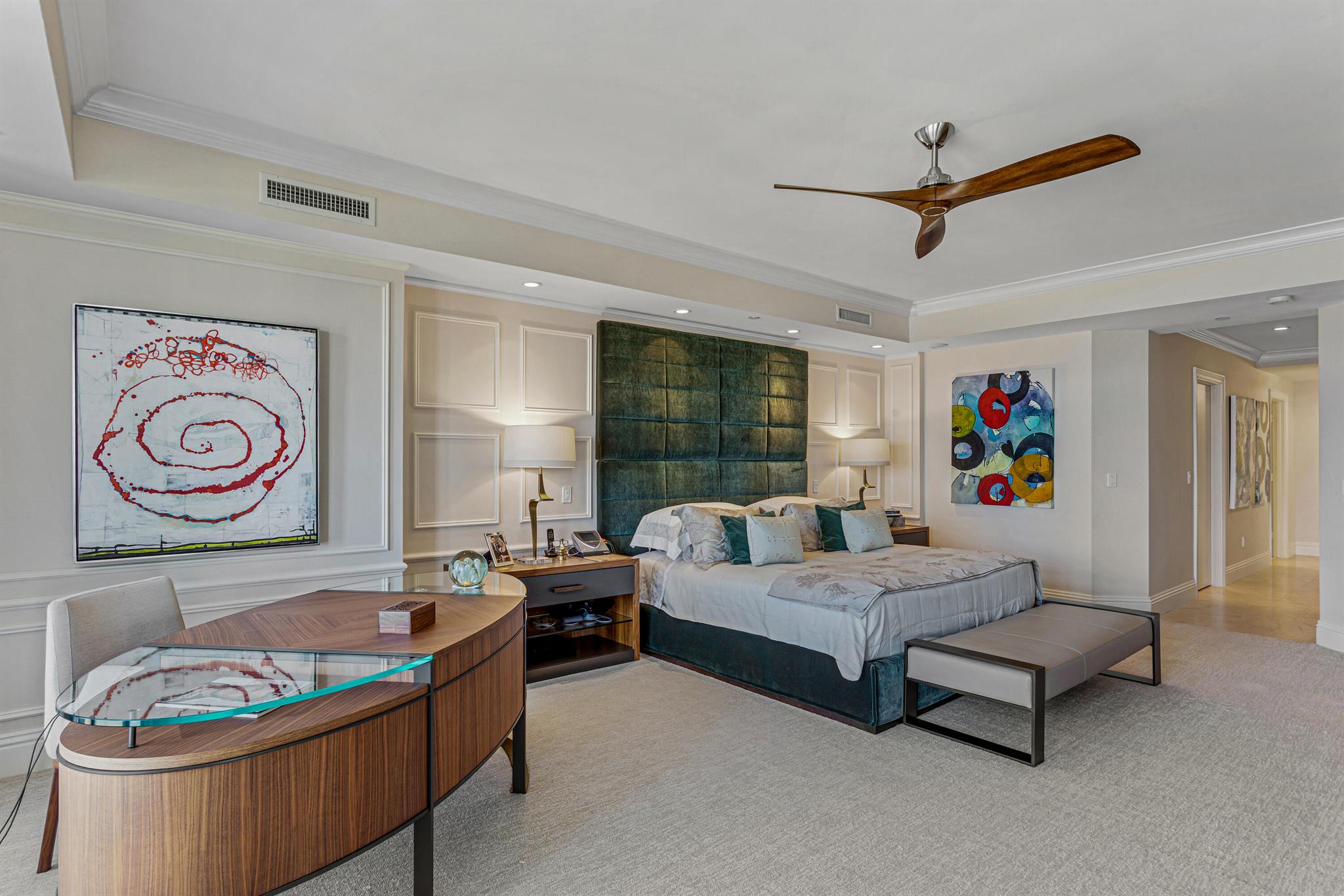 LUXURIA - Residential