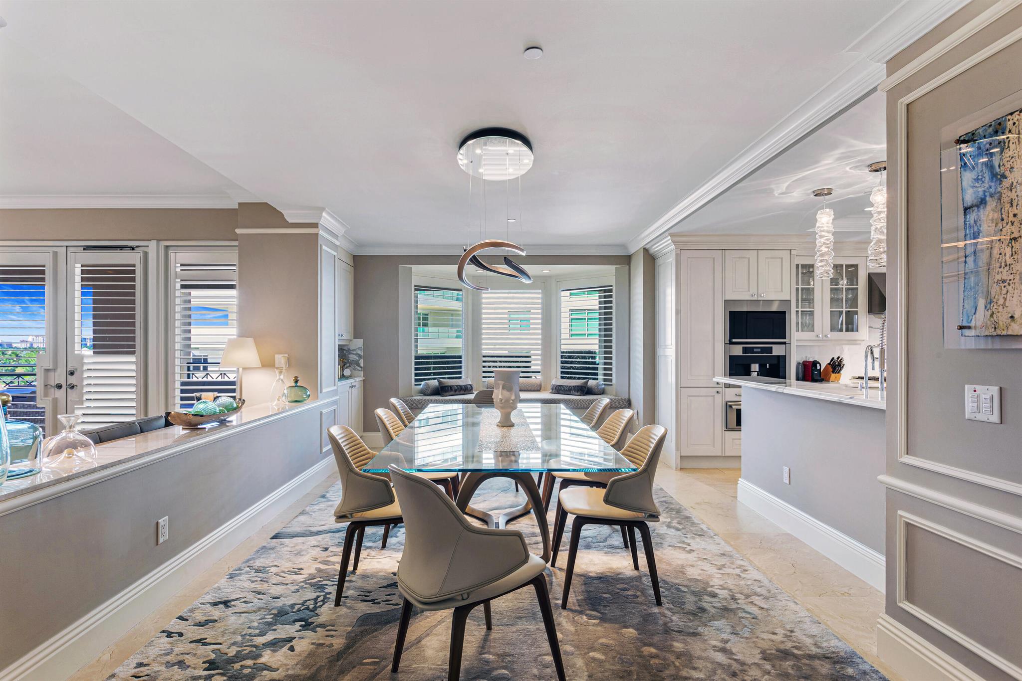 LUXURIA - Residential