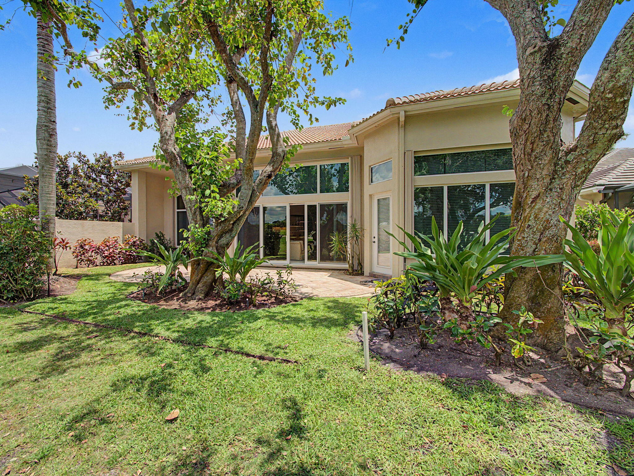 BALLENISLES POD 14 - Residential