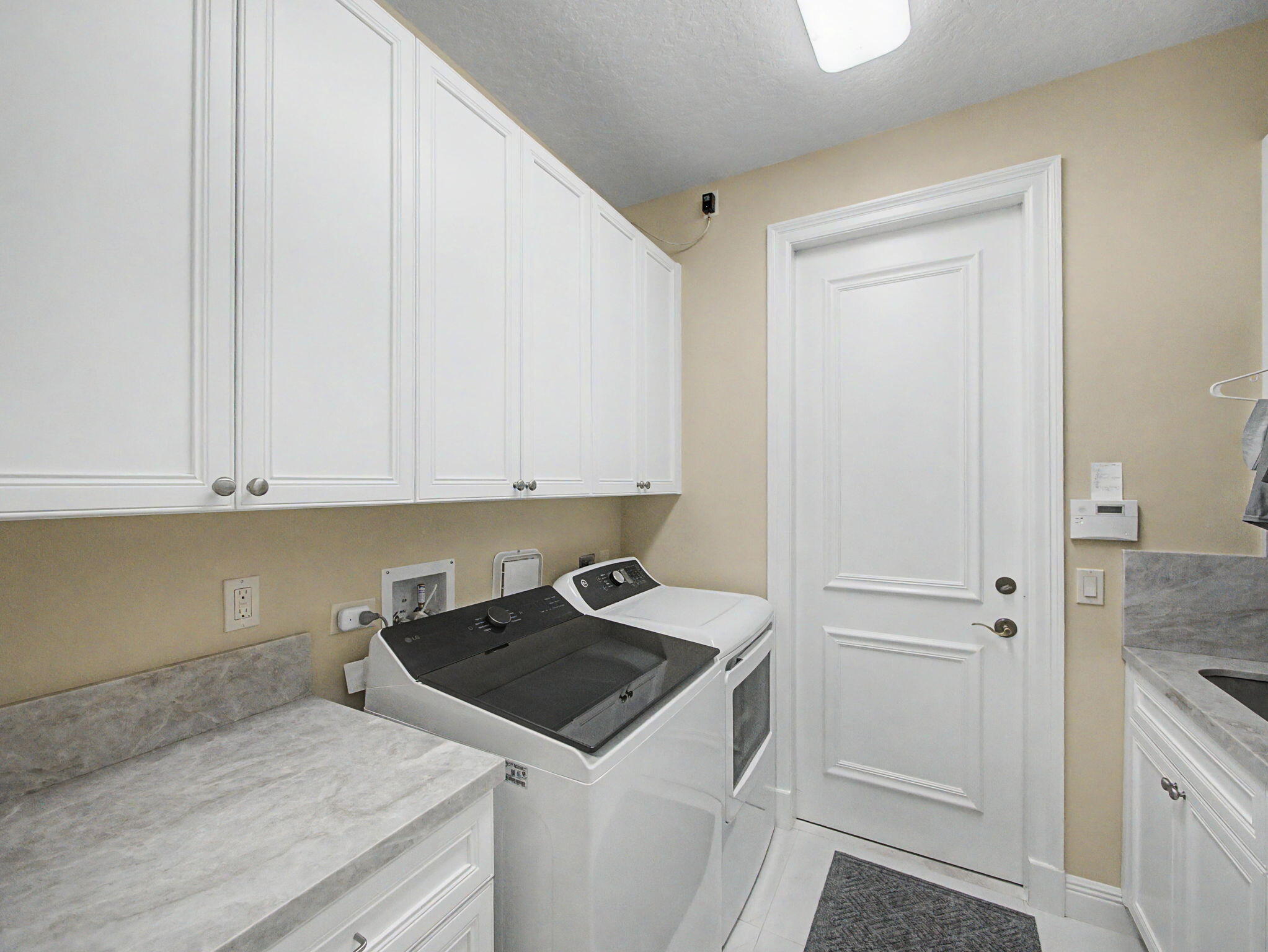 BALLENISLES POD 14 - Residential