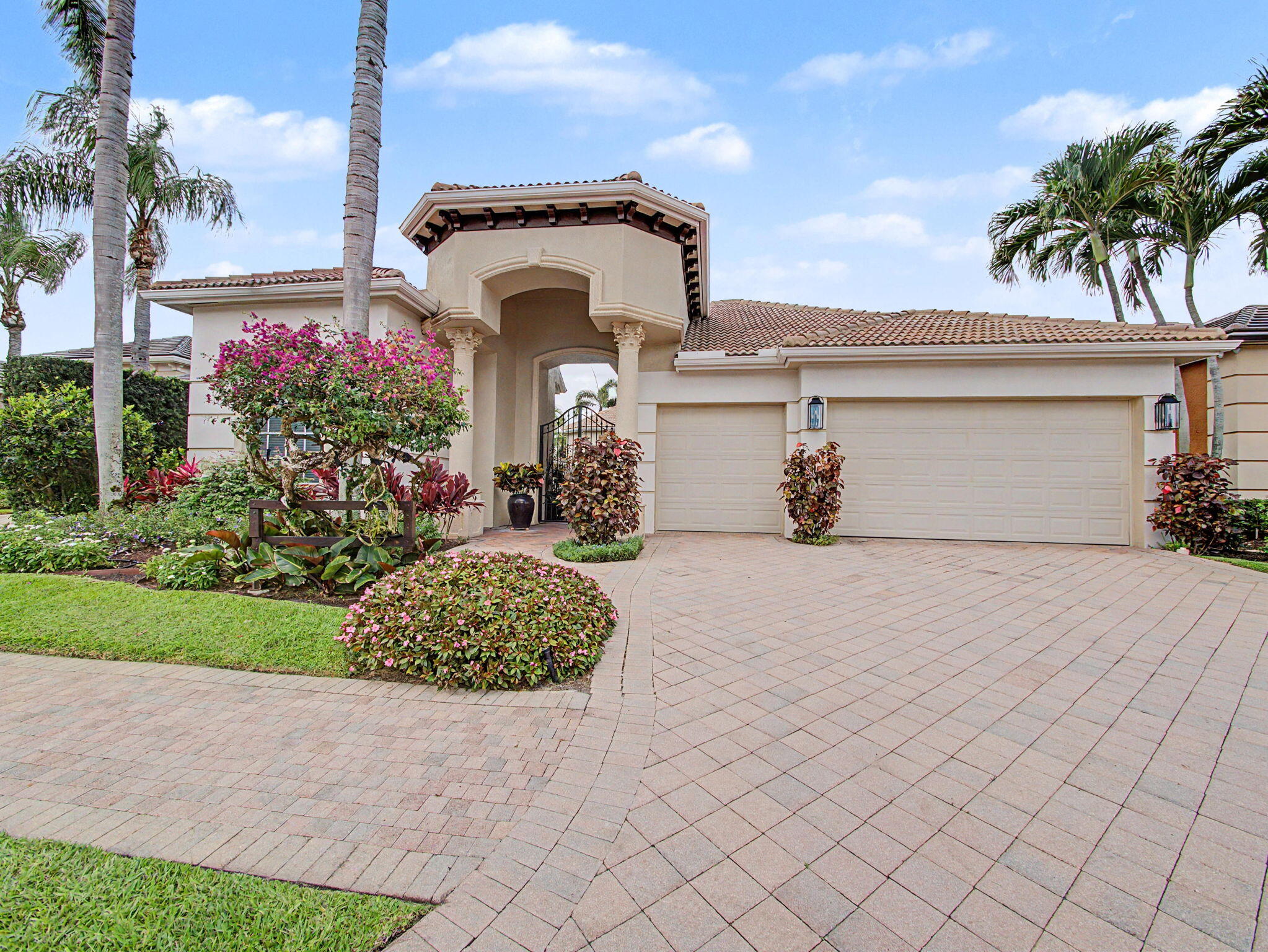 127 Vintageisle Lane