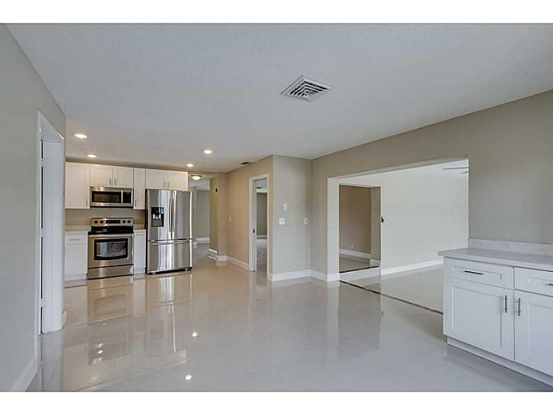 CASTLEWOOD - Residential