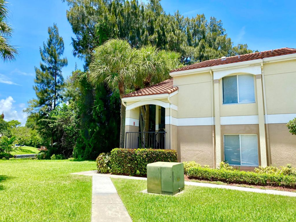 Photo of 815 W Boynton Beach Boulevard #16-201, Boynton Beach, FL 33426 (MLS # R10951133)