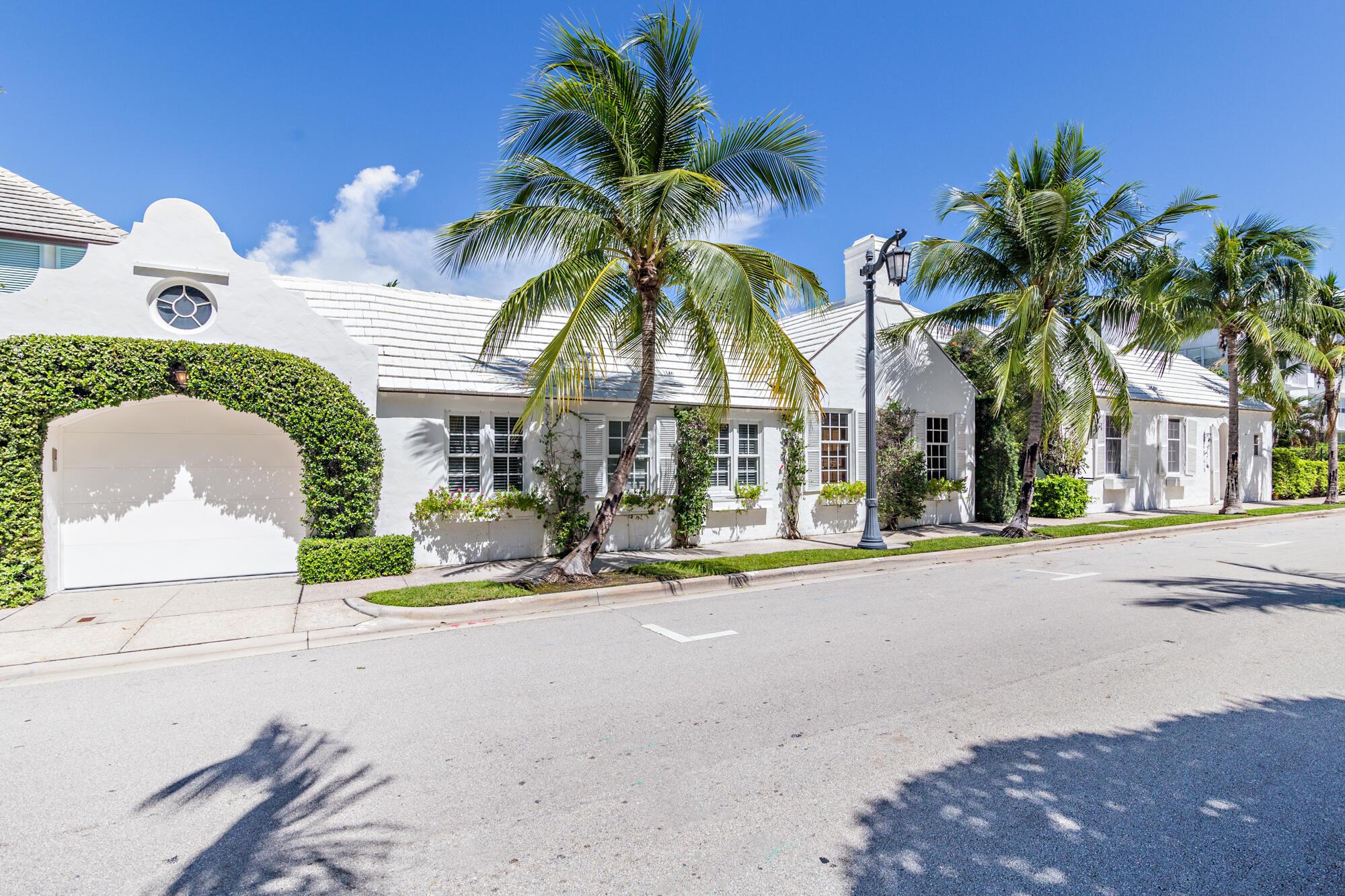 ROYAL PARK - Residential Lease