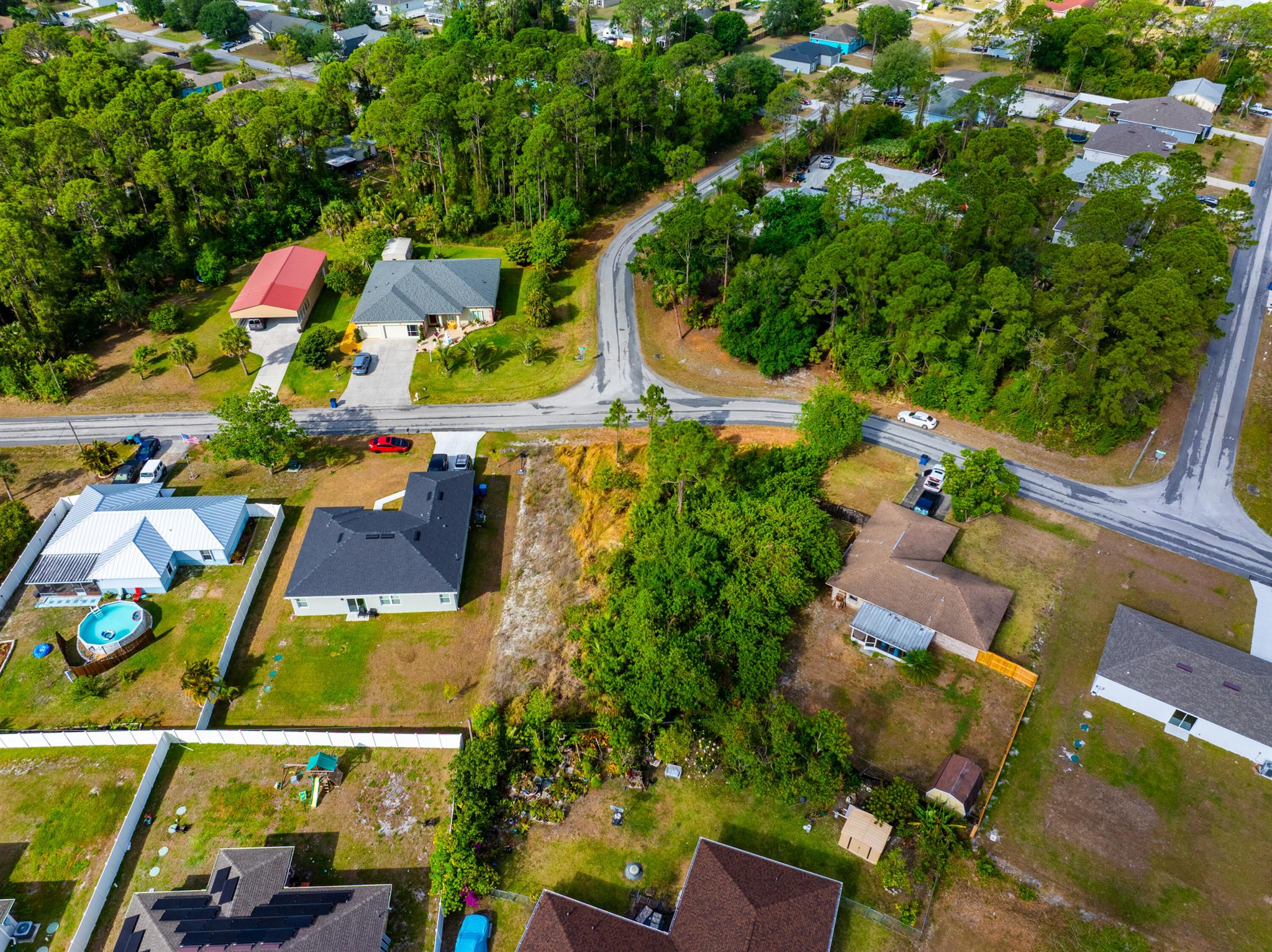 235 Hilliard Road NW