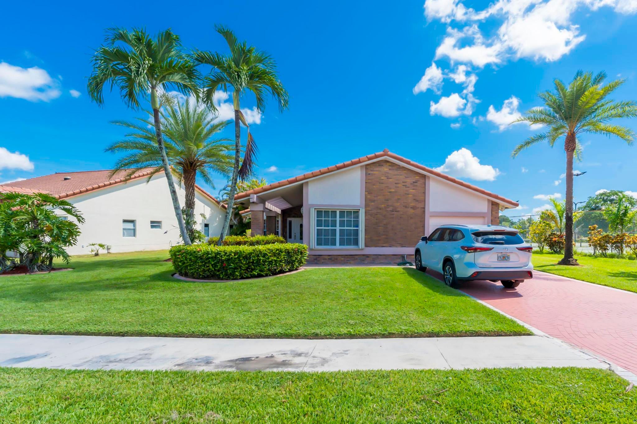 19626 SEA PINES Way