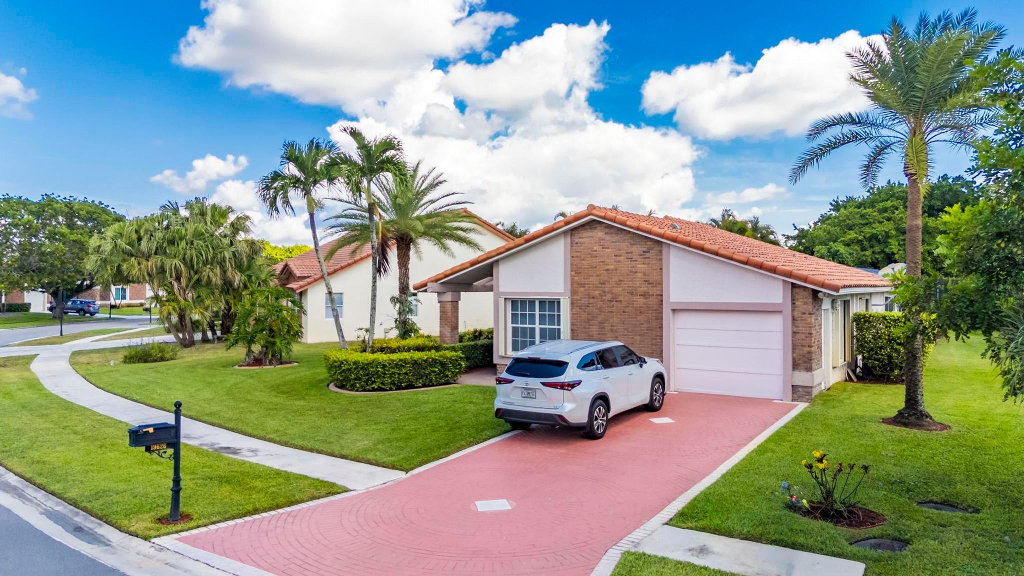 19626 SEA PINES Way
