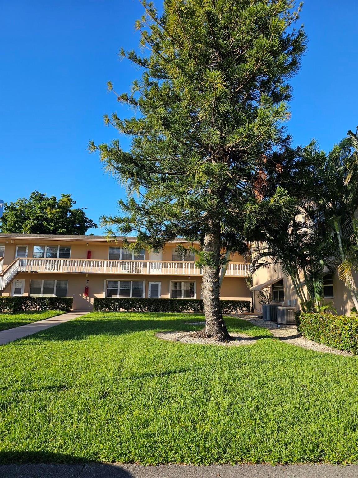 NORWICH CONDO - Residential Lease