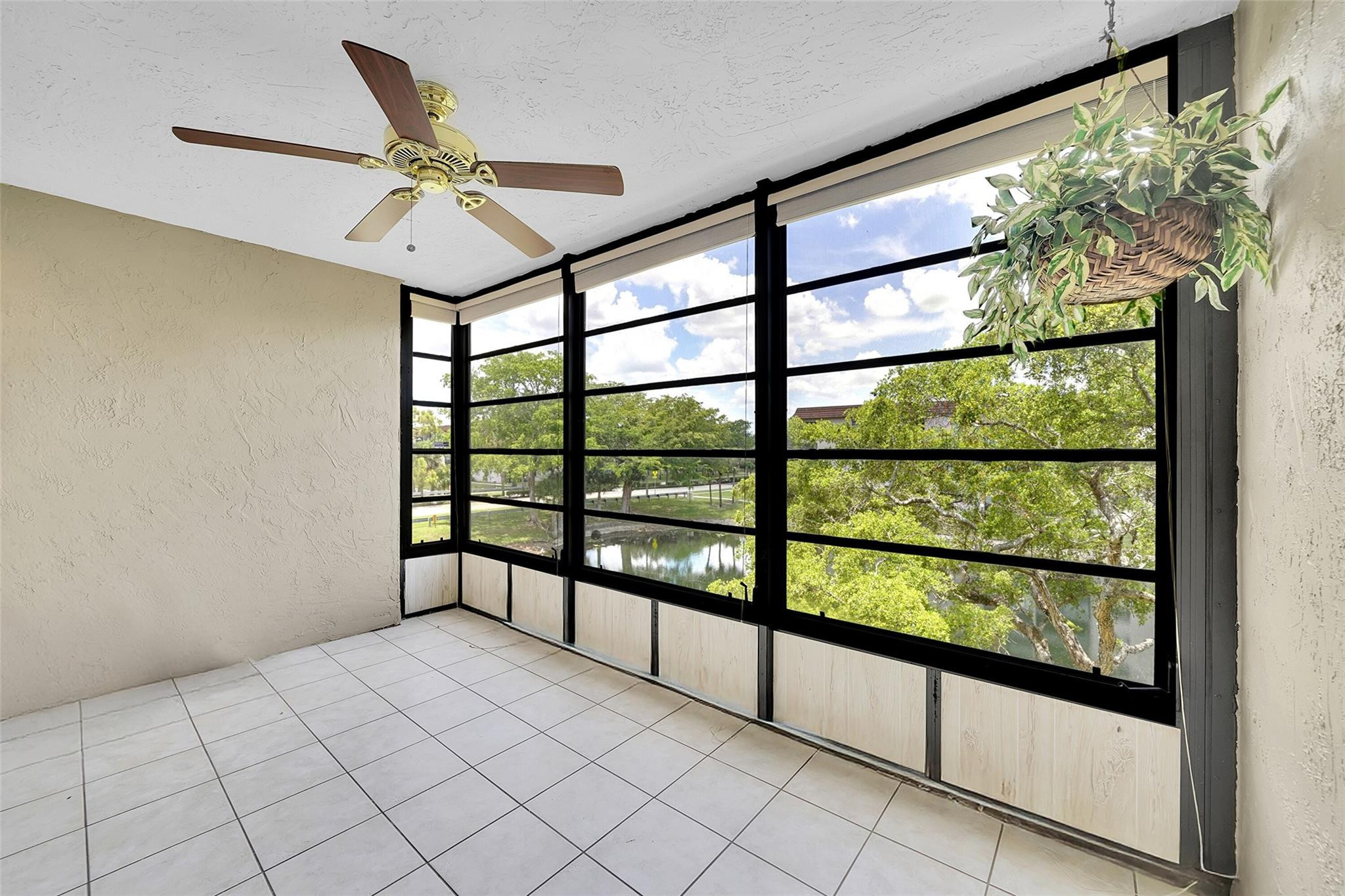 Lakes Of Carriage Hills - Residential