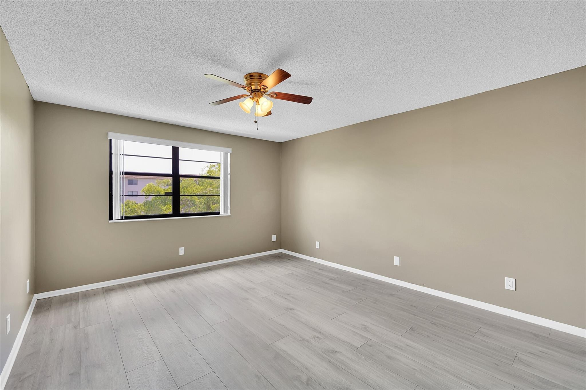 Lakes Of Carriage Hills - Residential