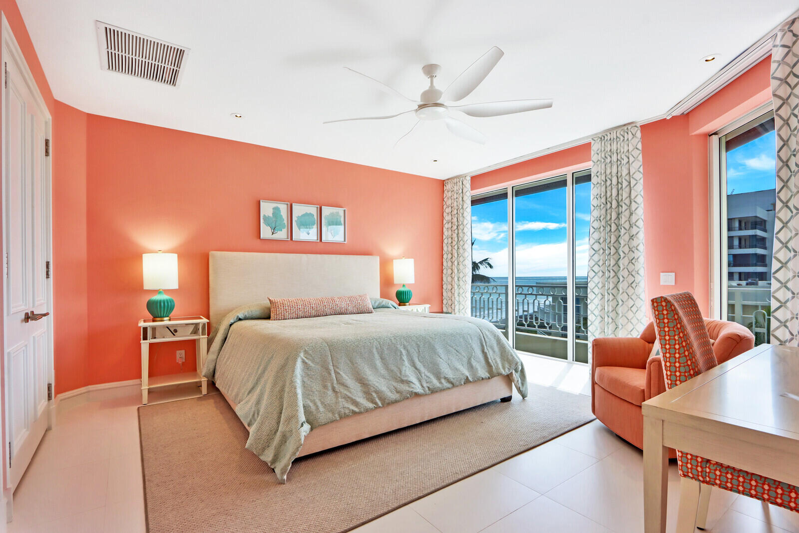 Claridge Condo - Residential