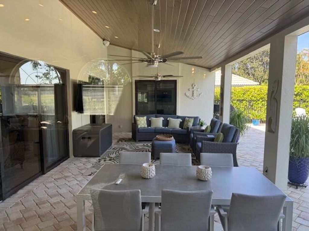 Photo of 6498 Brandon Street, Palm Beach Gardens, FL 33418 (MLS # R11096218)