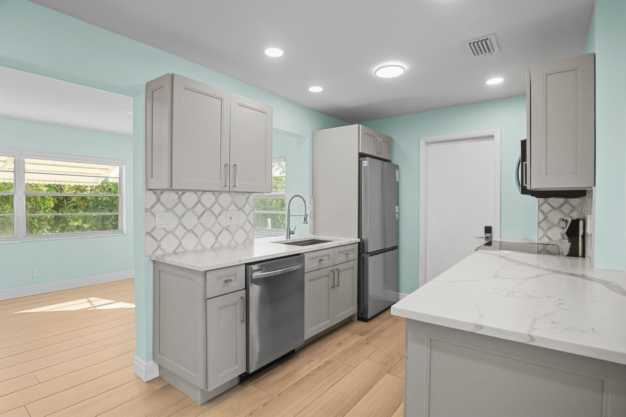 LEISUREVILLE - Residential