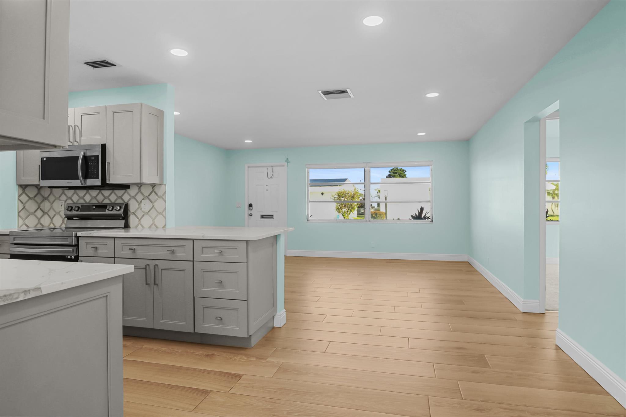 LEISUREVILLE - Residential