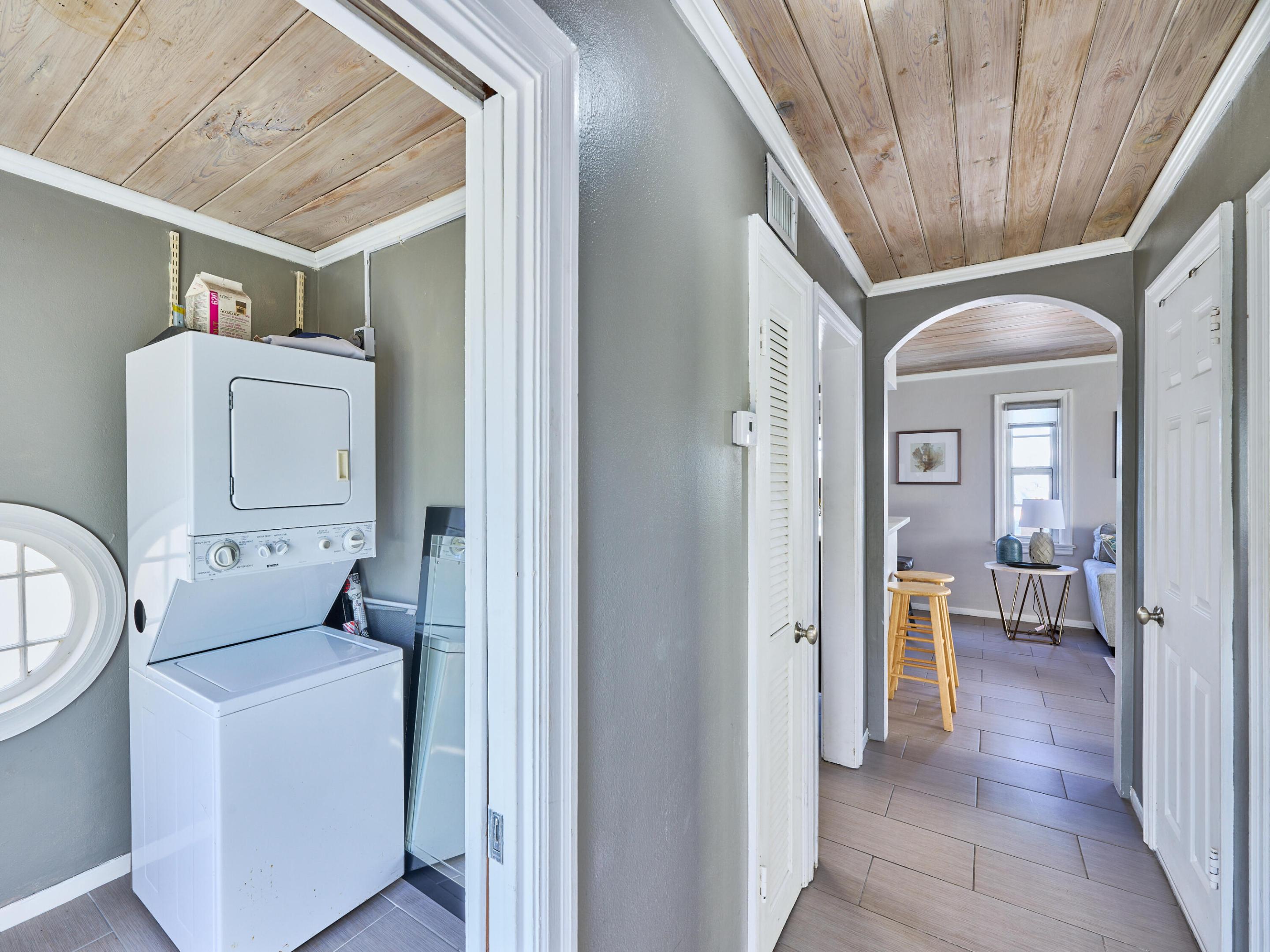 OCEAN PARK DELRAY - Residential Lease