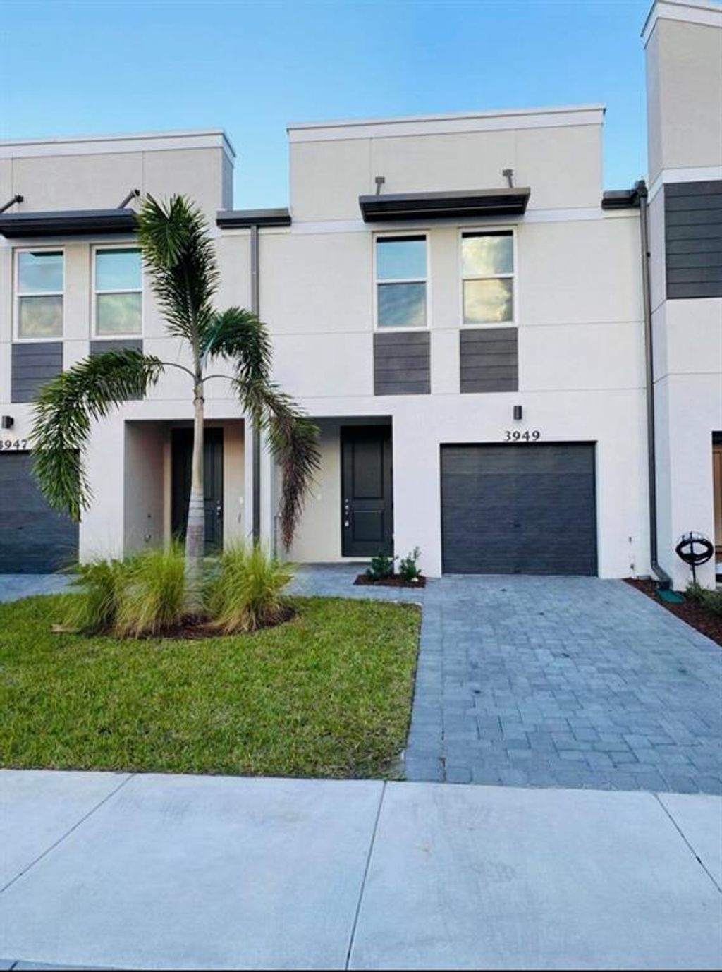 Photo of 3949 SE Mentmore Lane, Stuart, FL 34997 (MLS # R10863625)