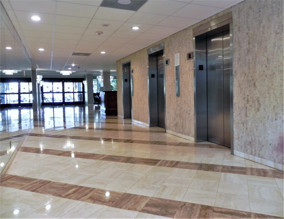 HILLCREST EAST - Residential