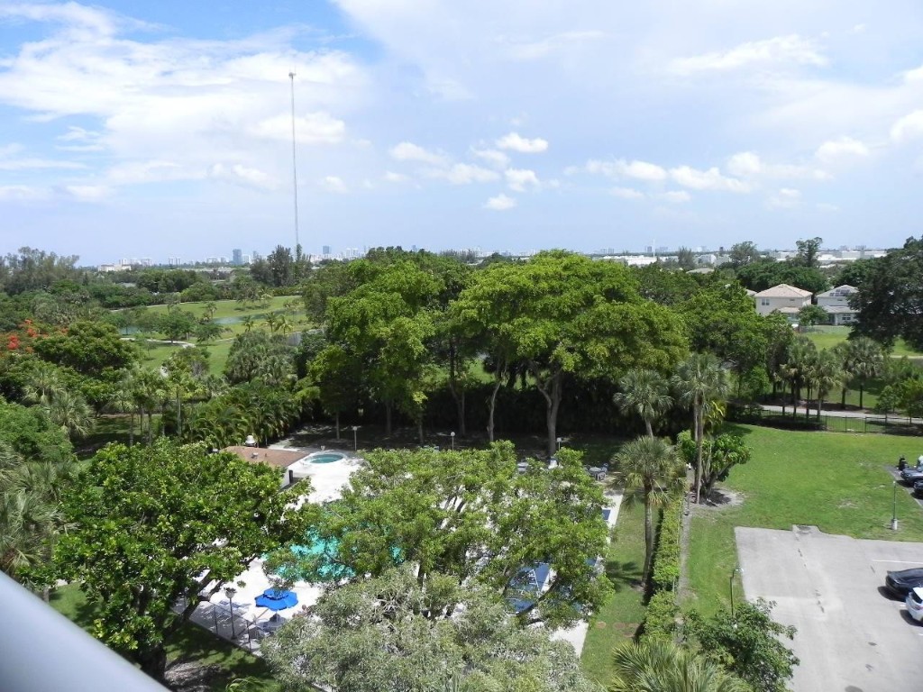 HILLCREST EAST - Residential