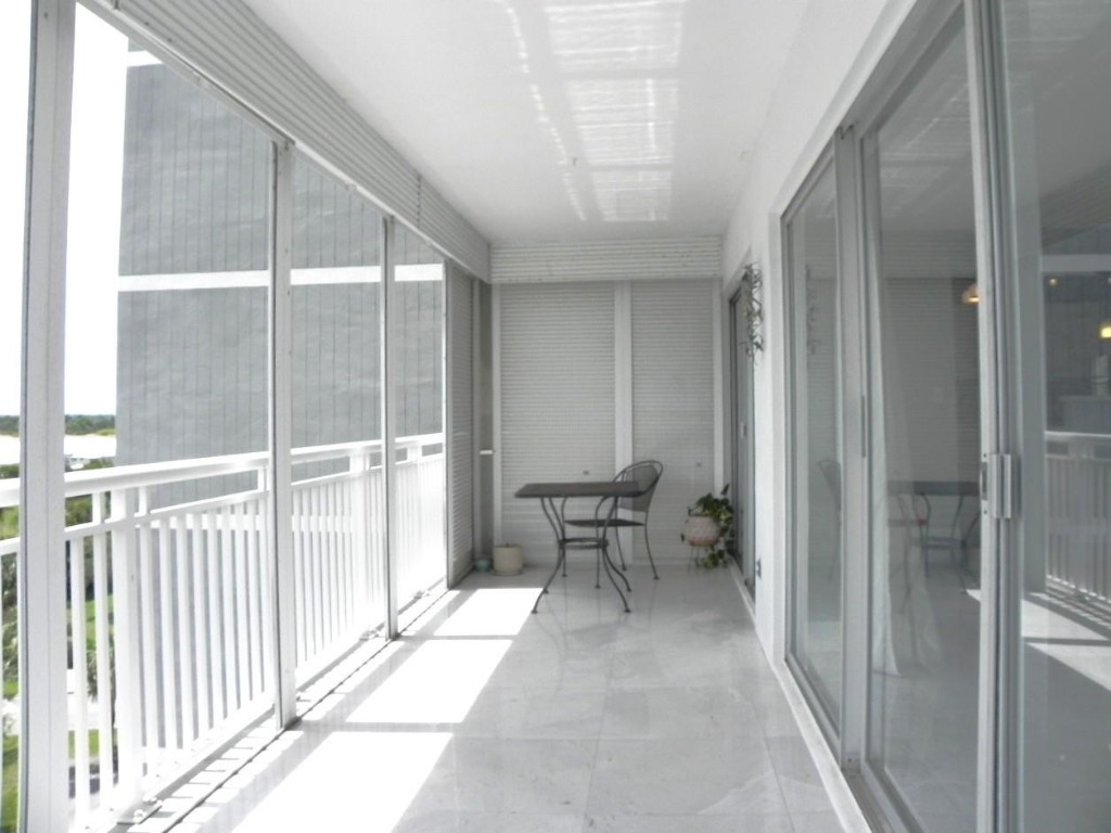 HILLCREST EAST - Residential