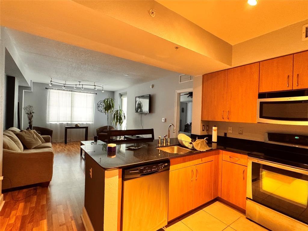 1830 Radius Dr 703