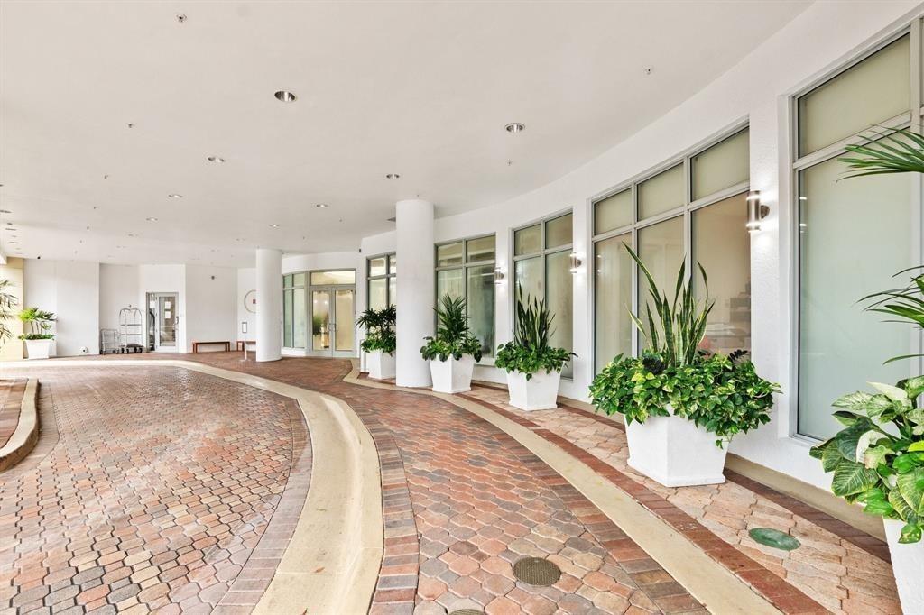 1830 Radius Dr 703
