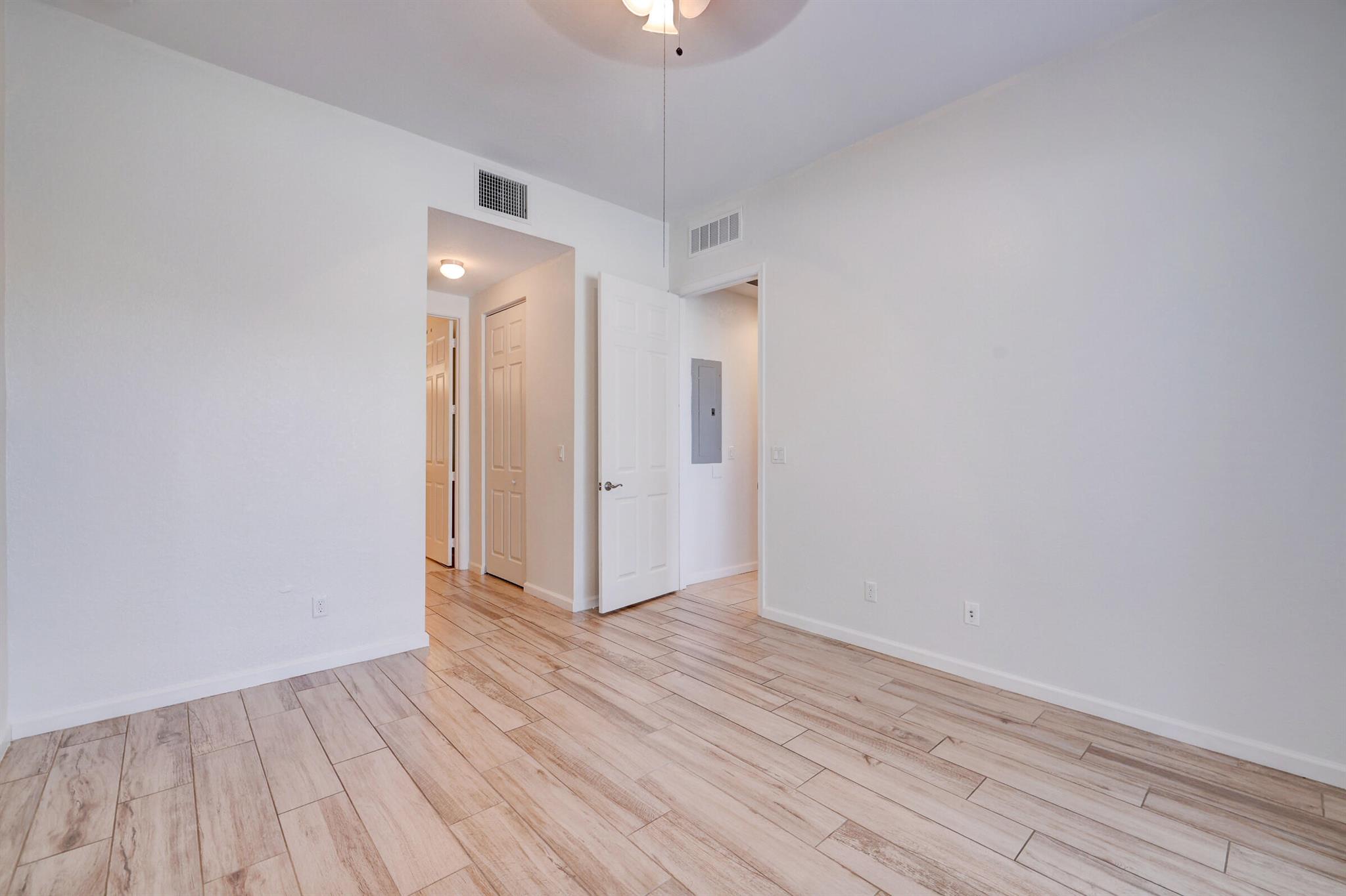 PROMENADE AT TRADITION NO - Residential Lease