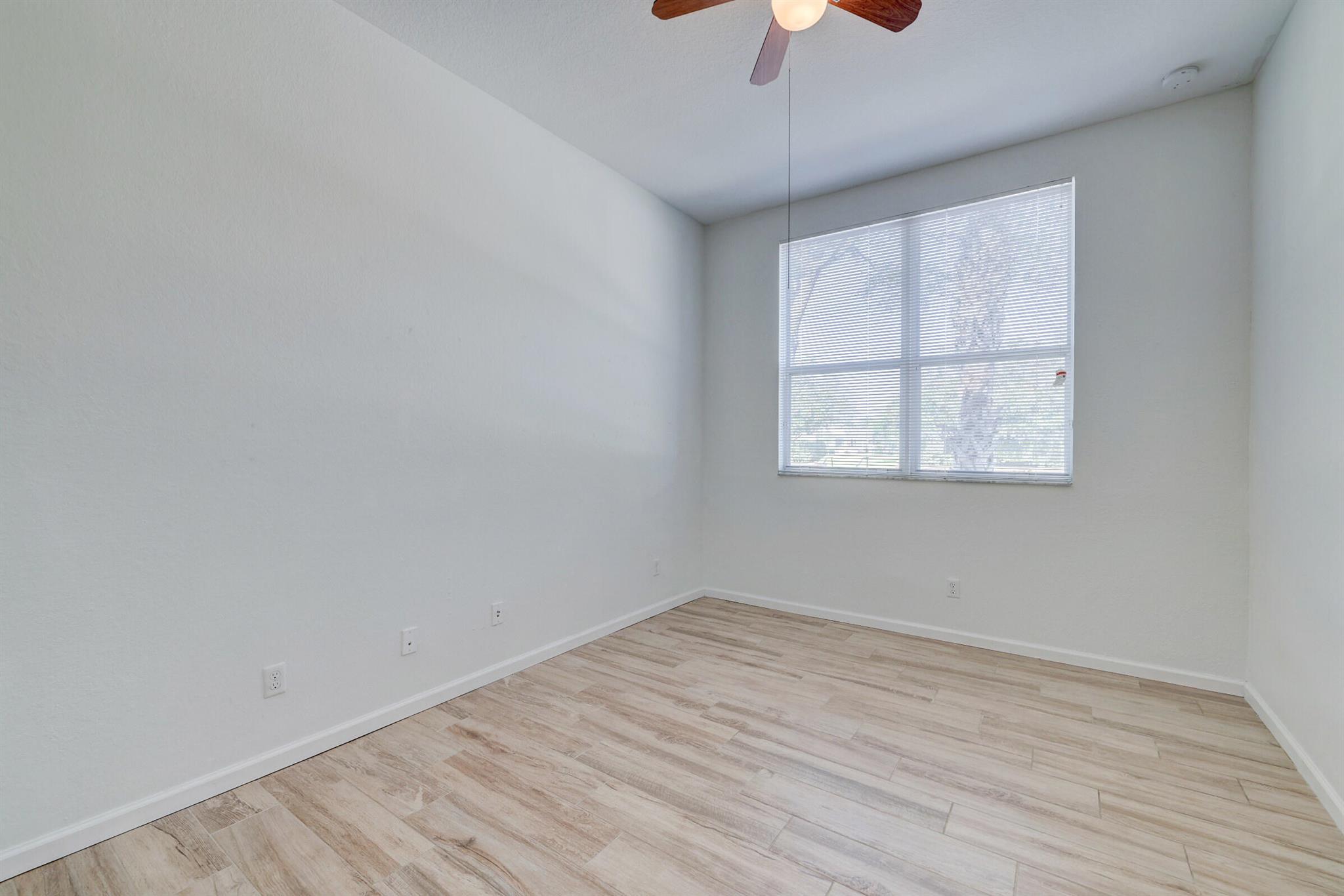 PROMENADE AT TRADITION NO - Residential Lease