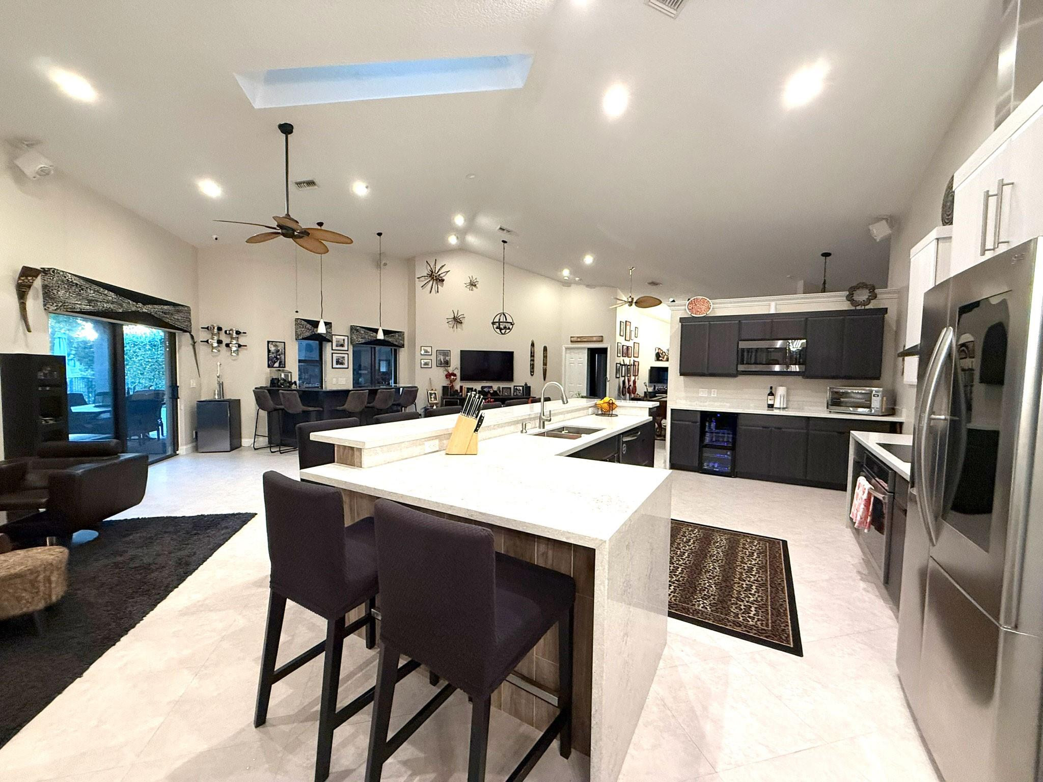 Pine Ridge 112-37 B - Residential