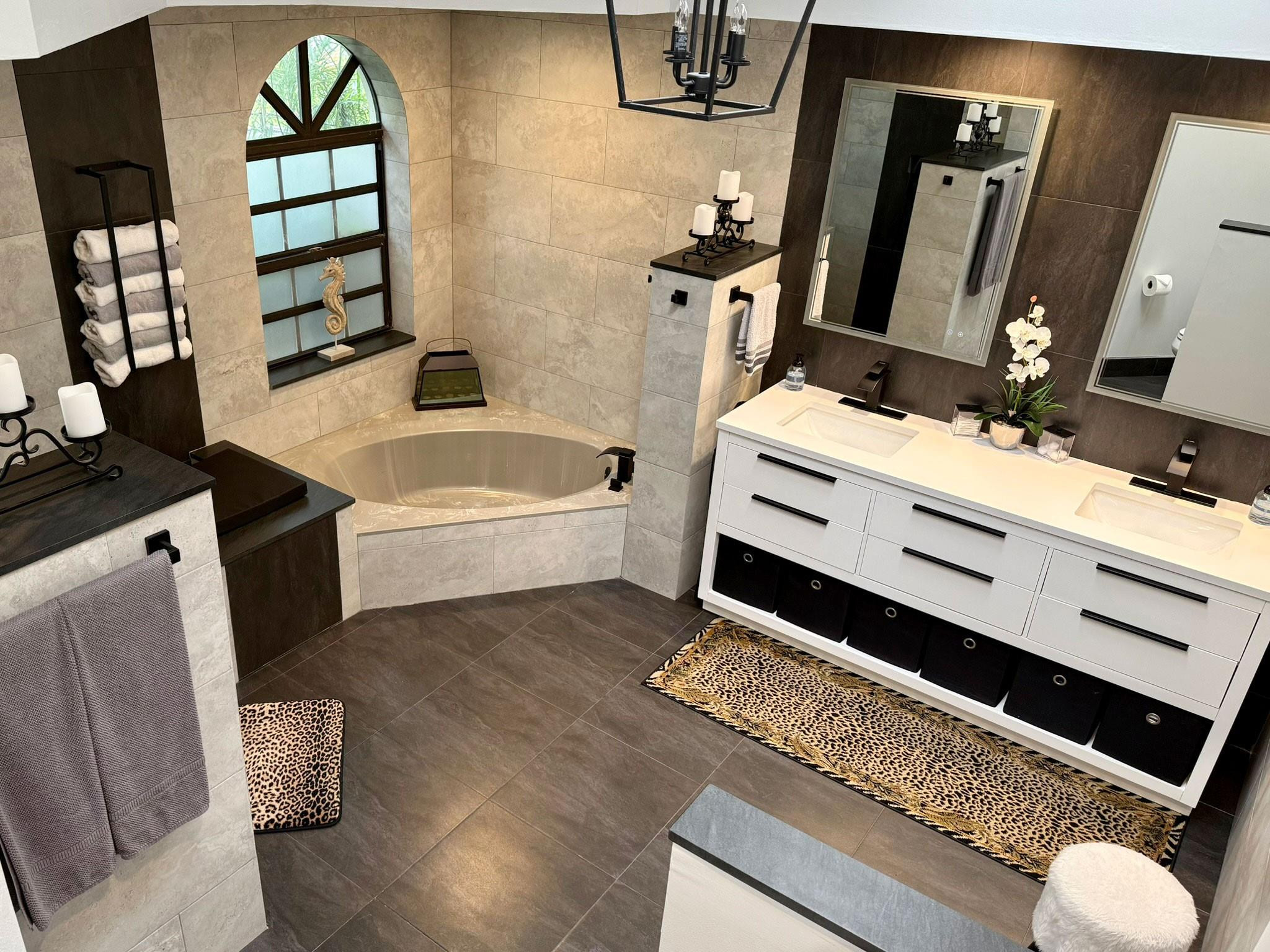 Pine Ridge 112-37 B - Residential