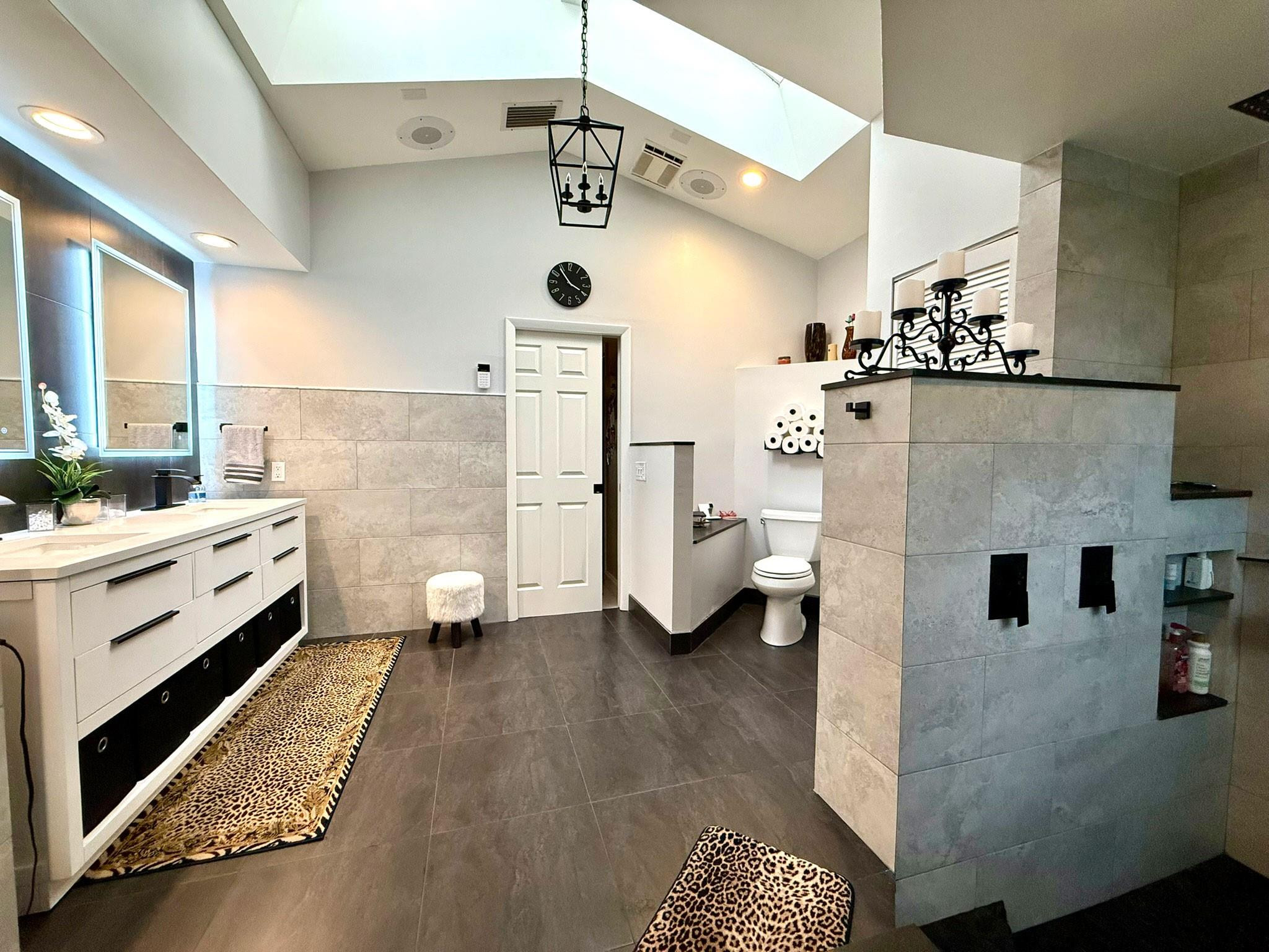 Pine Ridge 112-37 B - Residential