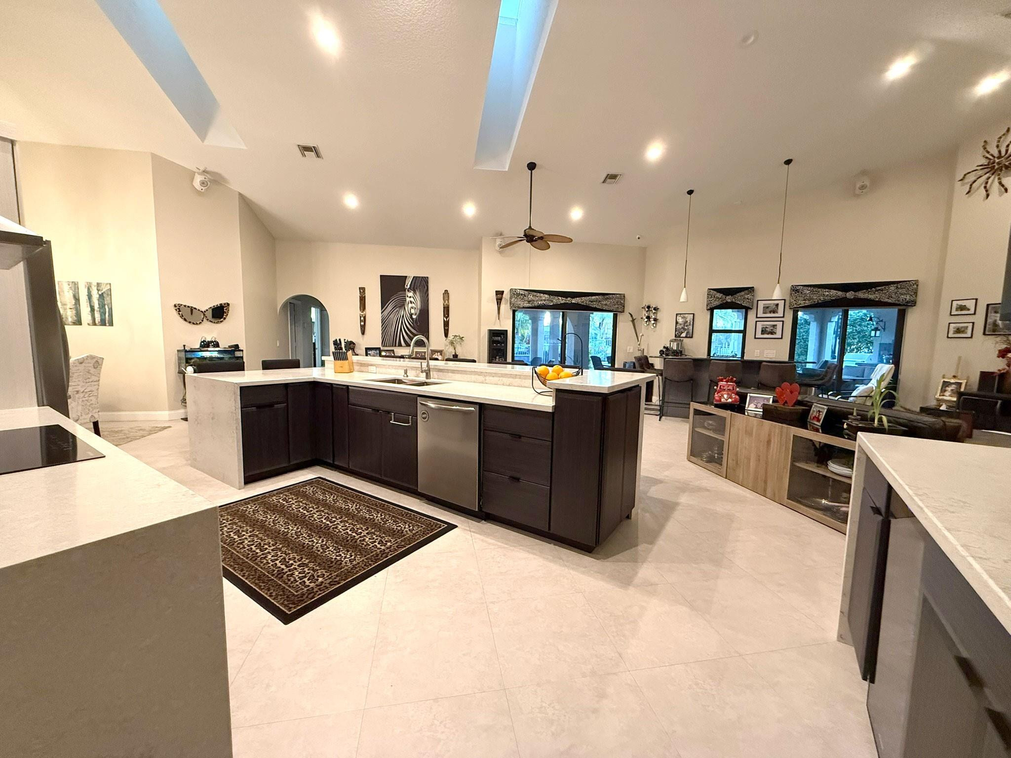 Pine Ridge 112-37 B - Residential