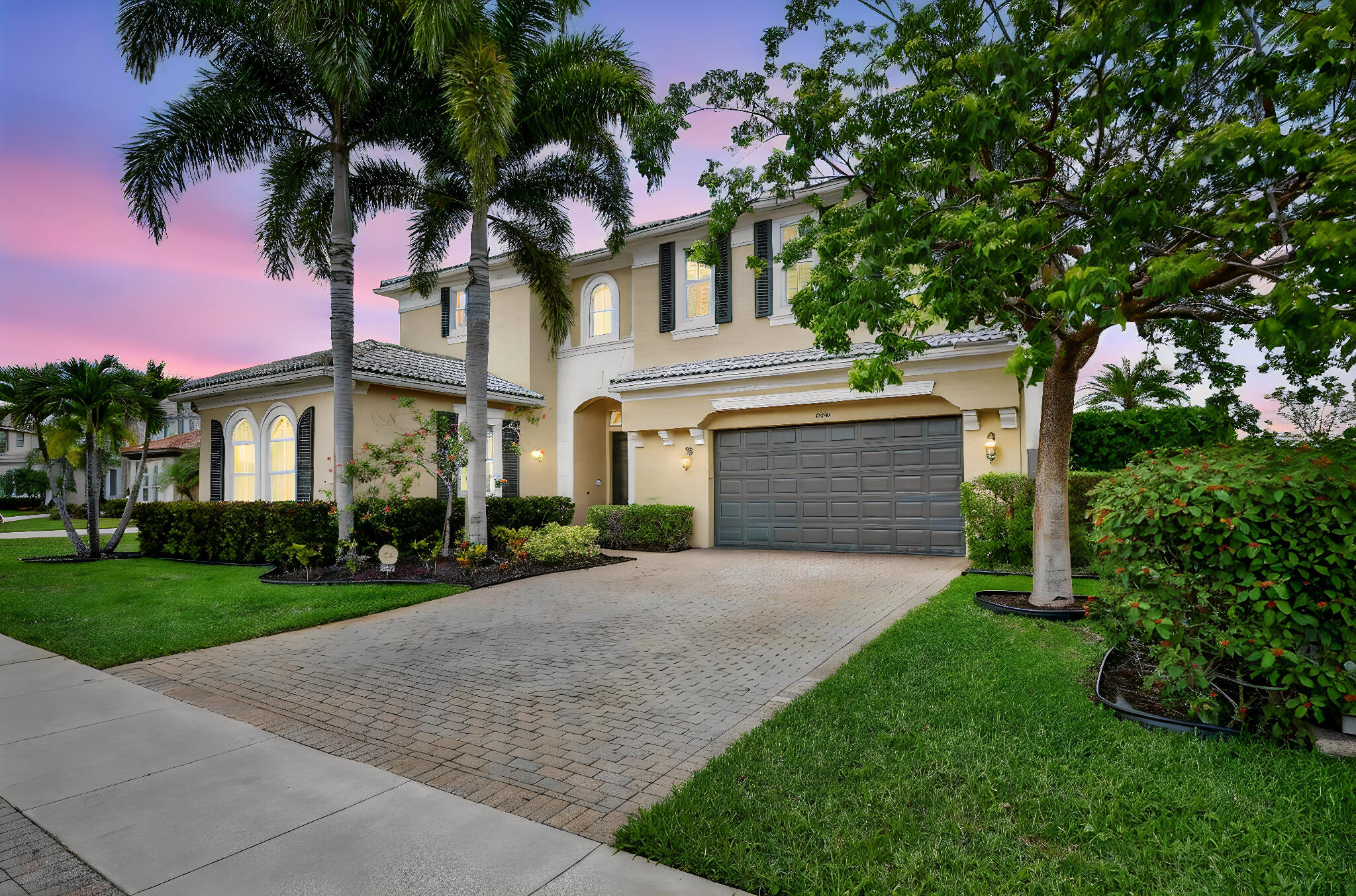 2540 Vicara Court