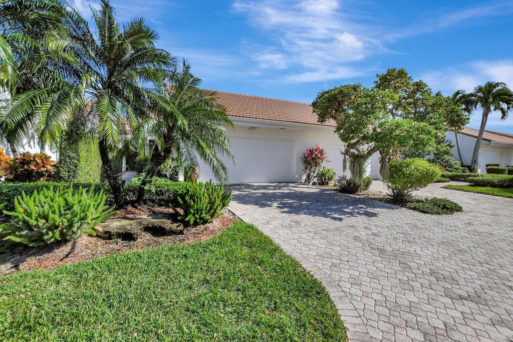Photo of 19550 Sawgrass Drive #2103, Boca Raton, FL 33434 (MLS # R11041941)