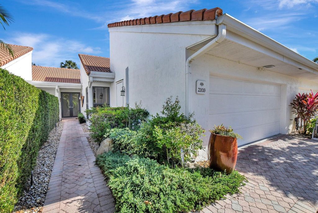 Photo of 19550 Sawgrass Drive #2103, Boca Raton, FL 33434 (MLS # R11041941)