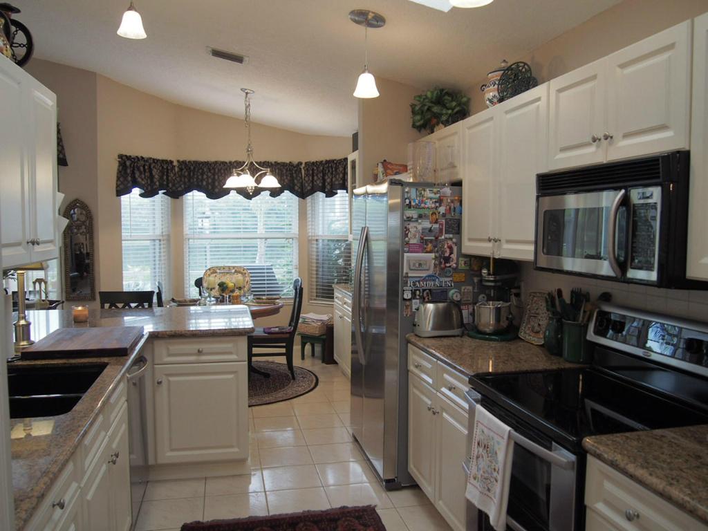 SONOMA LAKE ESTATES AT BOCA RATON - Residential