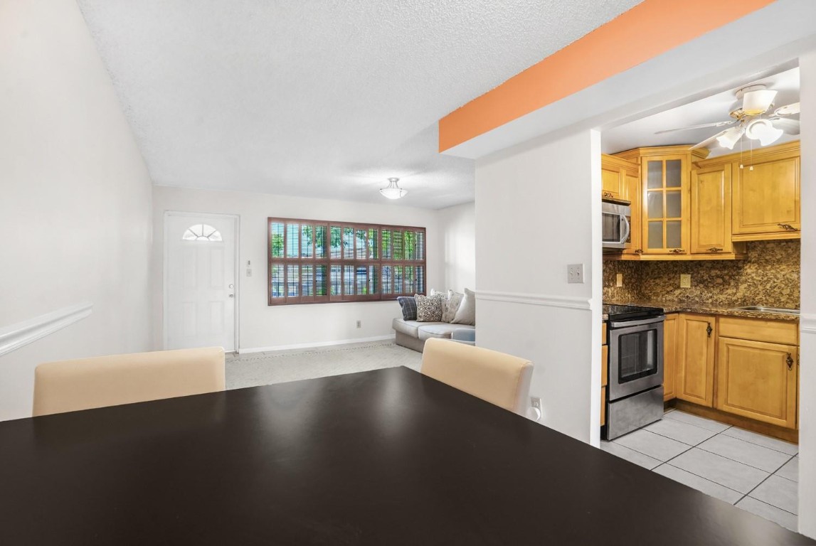 Sunrise Lakes 111 Condo - Residential