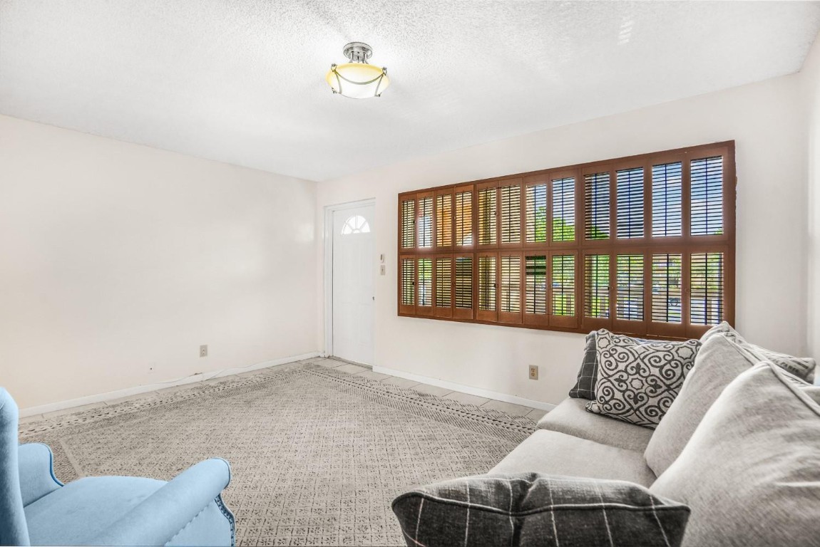 Sunrise Lakes 111 Condo - Residential