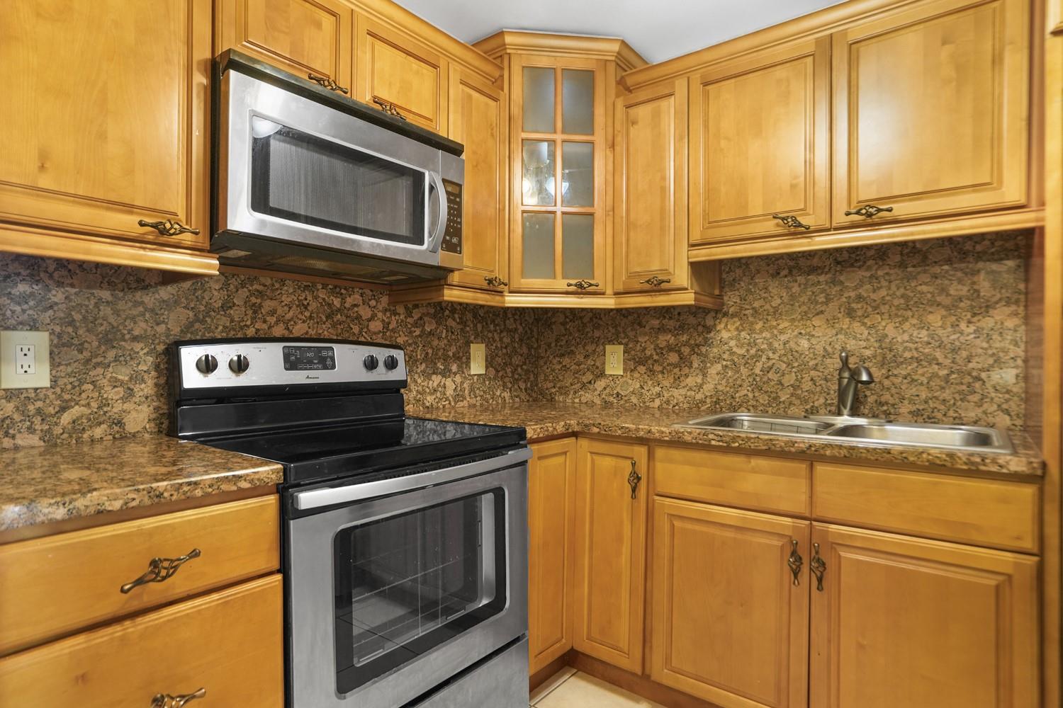 Sunrise Lakes 111 Condo - Residential