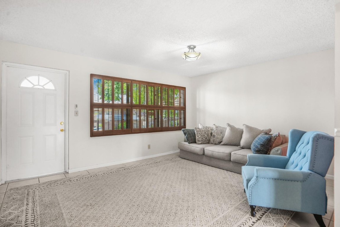 Sunrise Lakes 111 Condo - Residential