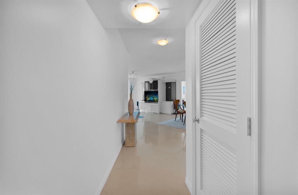 La Perla - Residential Lease