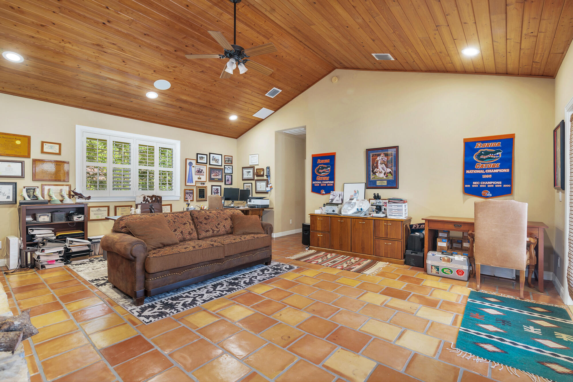 SADDLE TRAIL PARK OF WELLINGTON - Residential