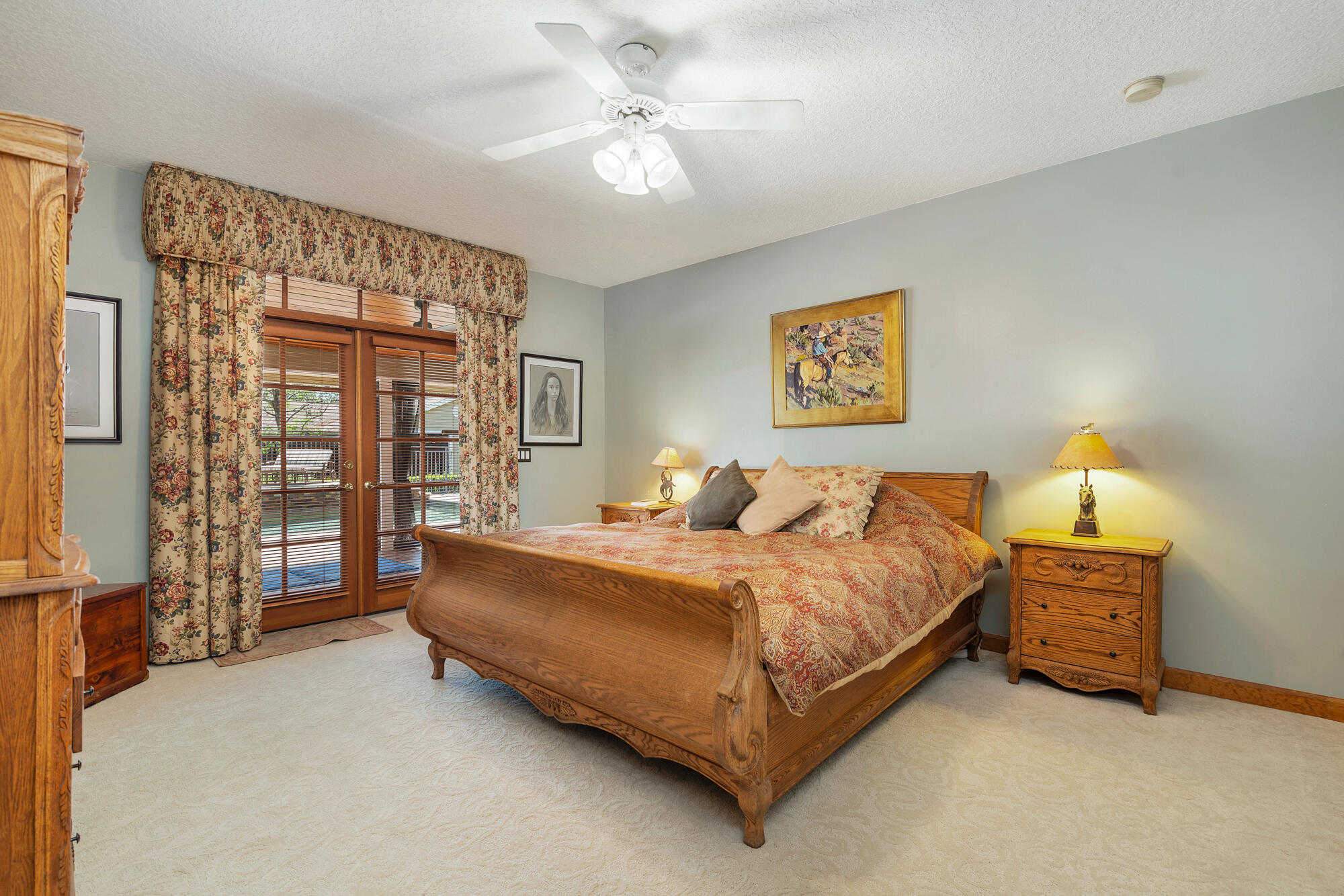 SADDLE TRAIL PARK OF WELLINGTON - Residential