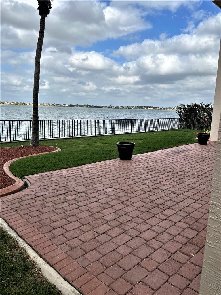 Sunset Falls 1 175-40 B - Residential Lease