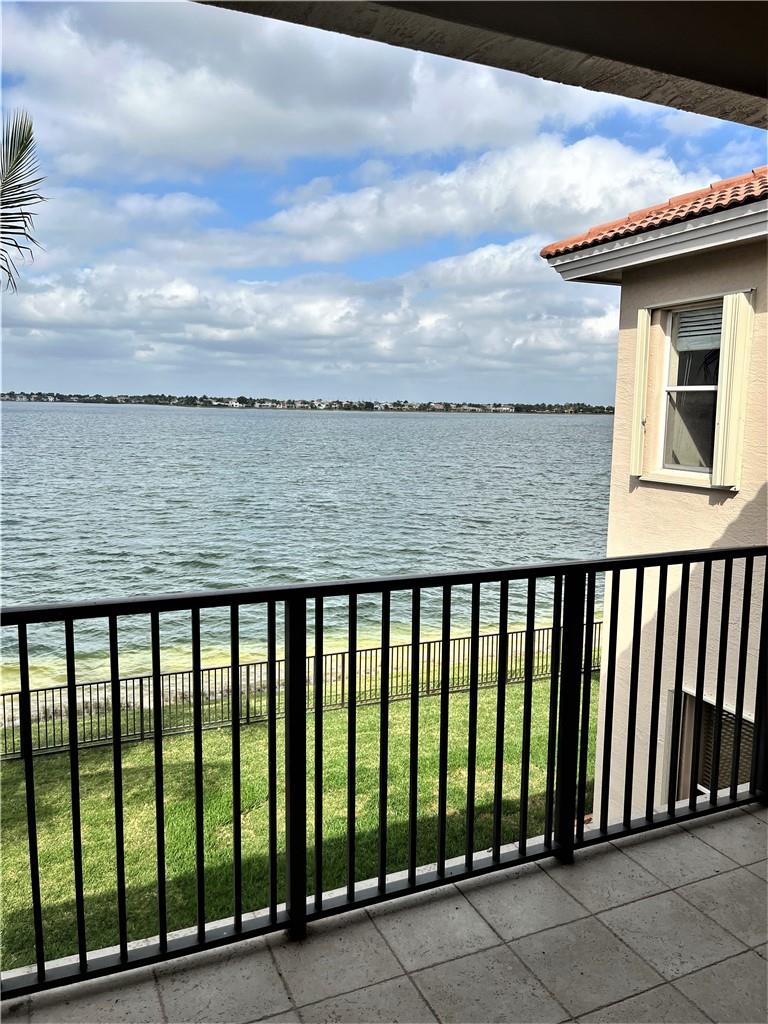 Sunset Falls 1 175-40 B - Residential Lease