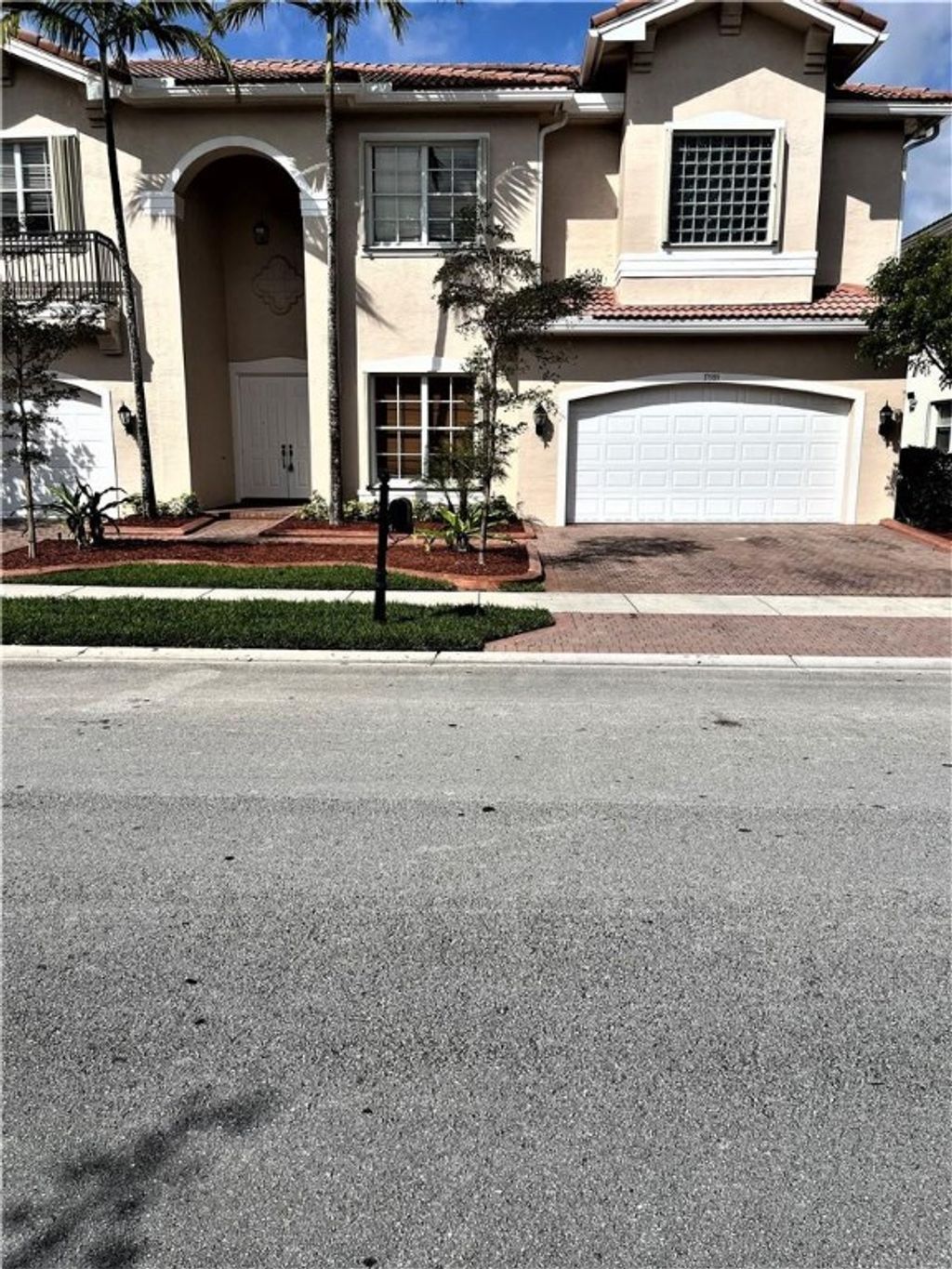 Photo of 17989 SW 54th Street, Miramar, FL 33029 (MLS # F10534629)