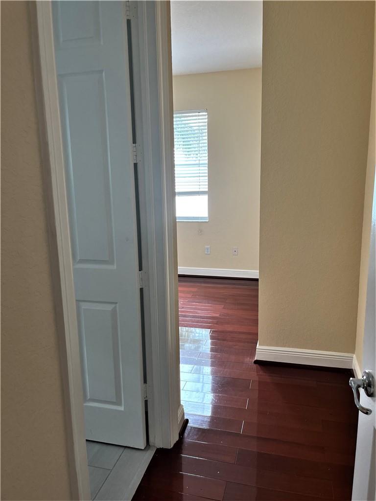 Sunset Falls 1 175-40 B - Residential Lease