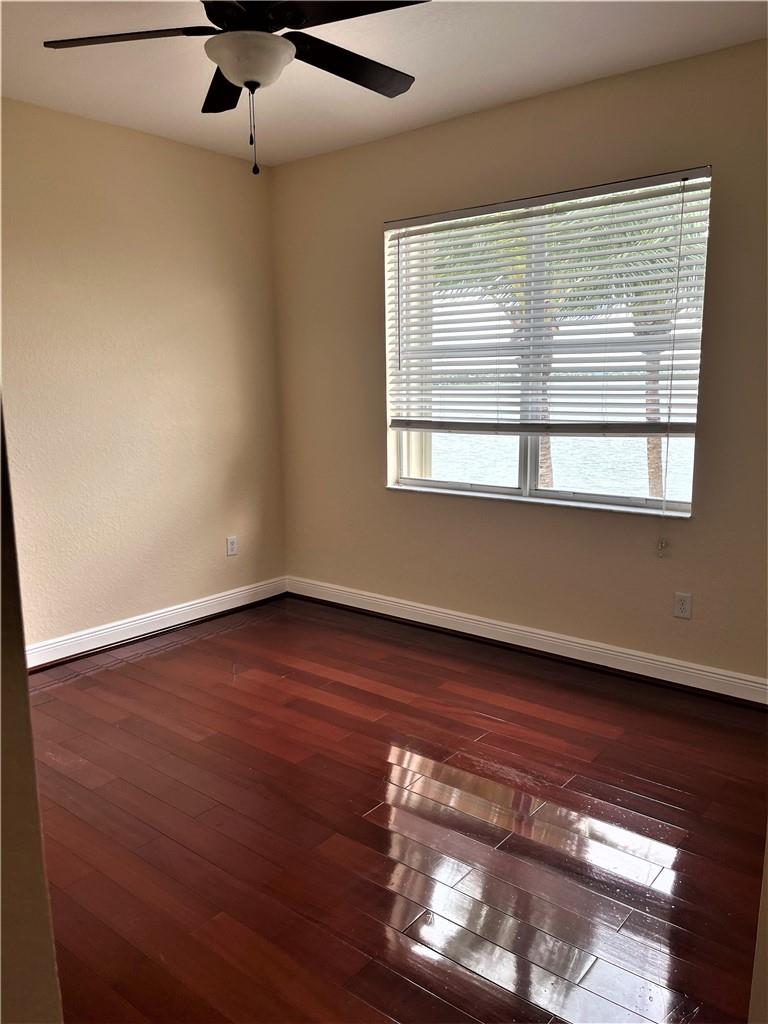 Sunset Falls 1 175-40 B - Residential Lease