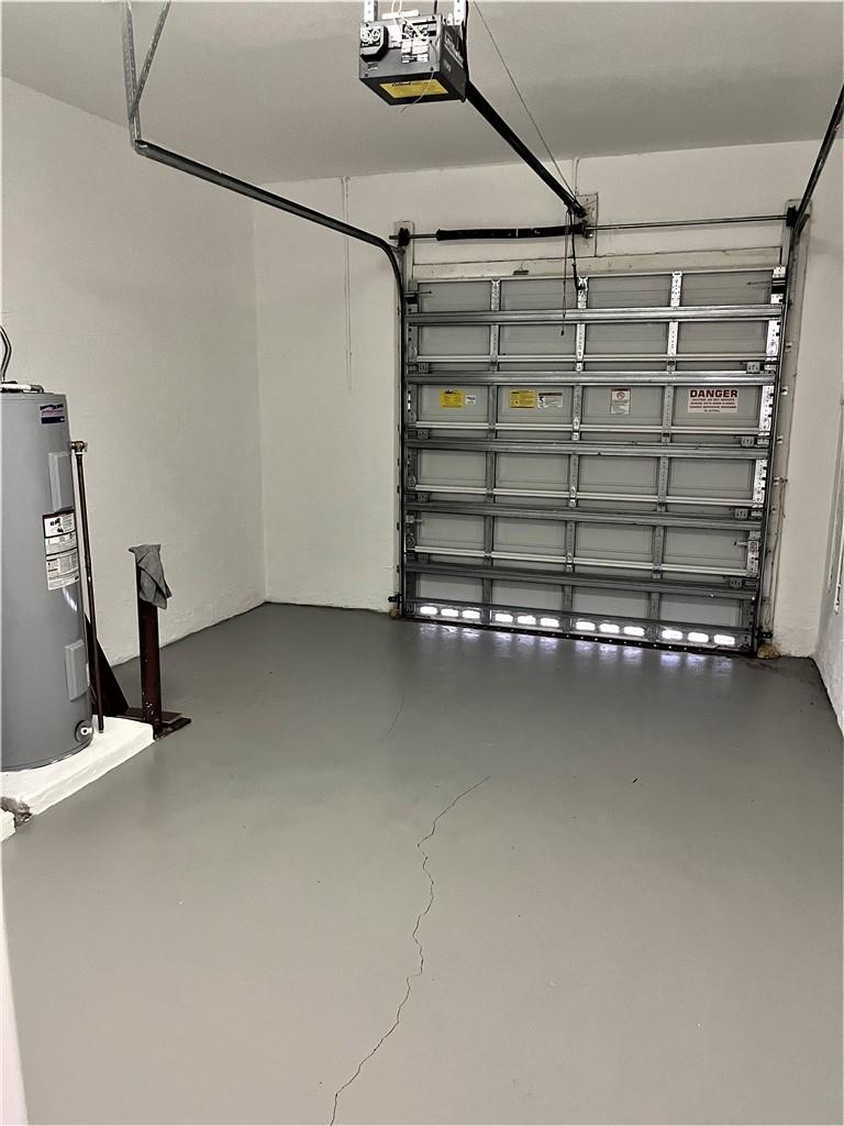 Sunset Falls 1 175-40 B - Residential Lease