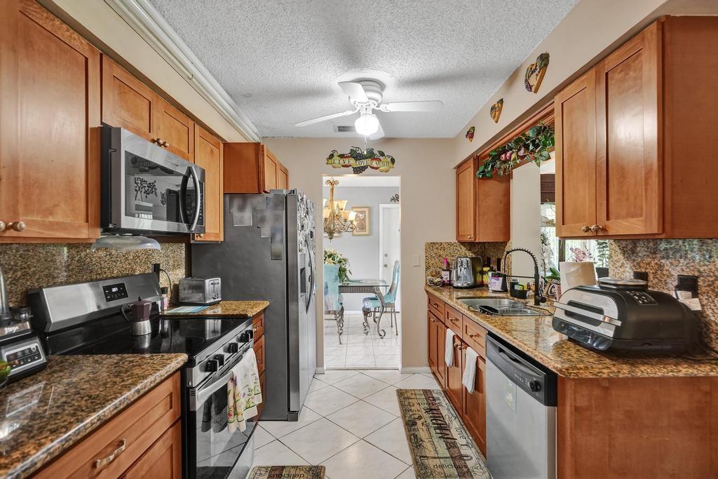 Westwood Commy 5-A 81-20 - Residential
