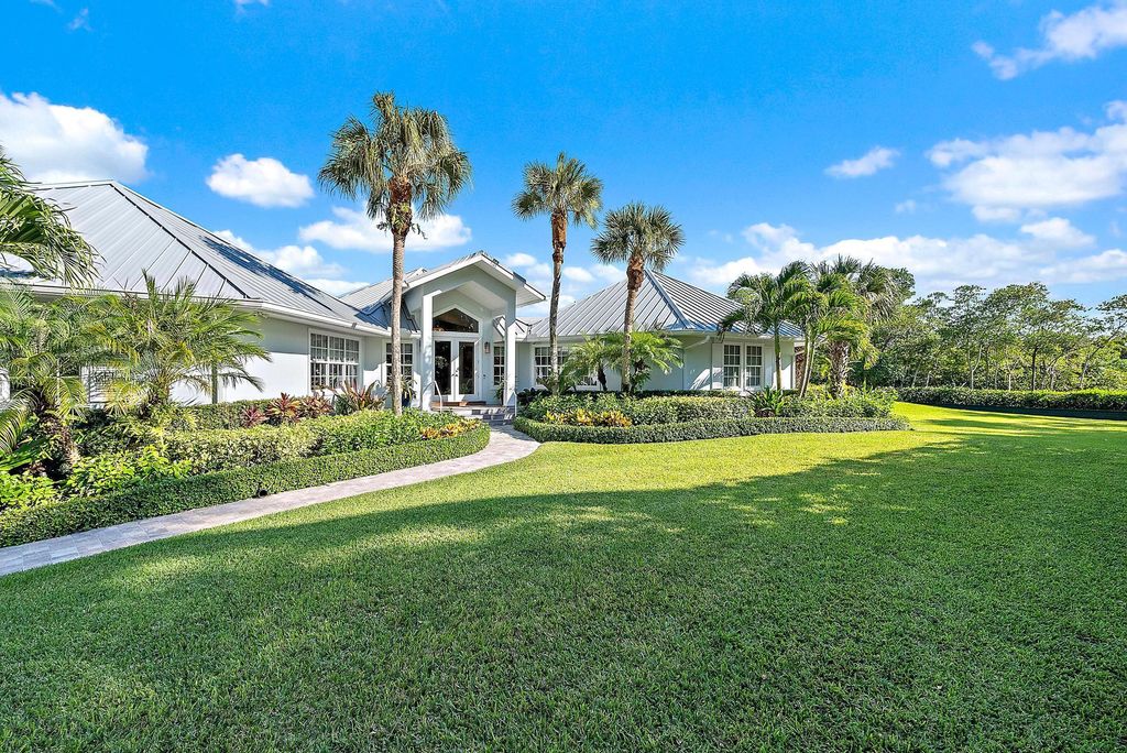Photo of 105 Harbor Way, Jupiter Island, FL 33455 (MLS # R11143302)